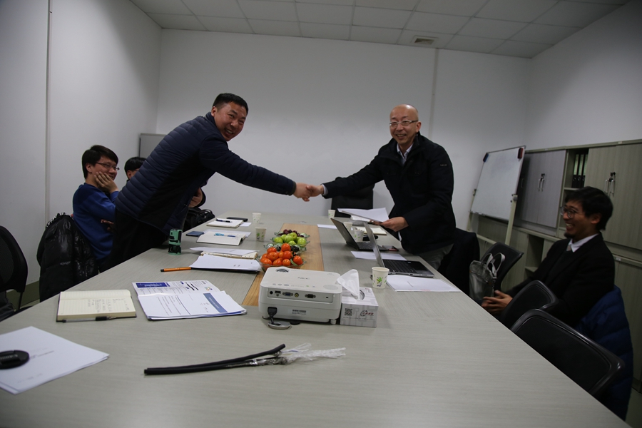 1550727382.jpg 签约3.jpg